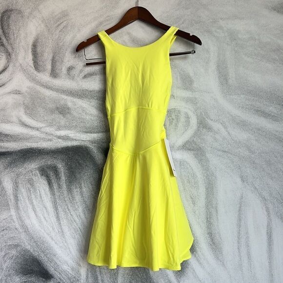 lululemon athletica Dresses & Skirts - Lululemon Court Crush Dress Electric Lemon size 6 NWT tennis dress 🎾‎